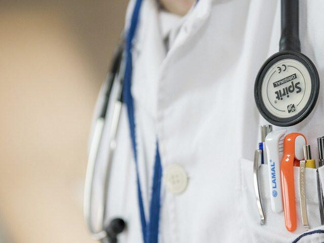 MediWeed: Mehr Geld für Ärzte, kaum Gras für MS-Kranke