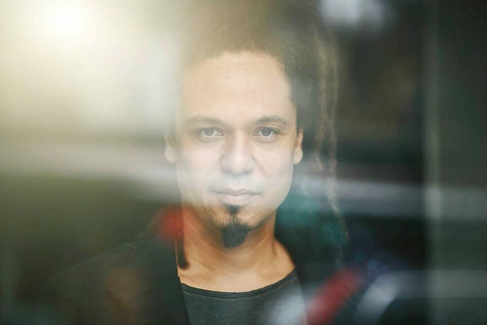 Frank Dellé: NEO